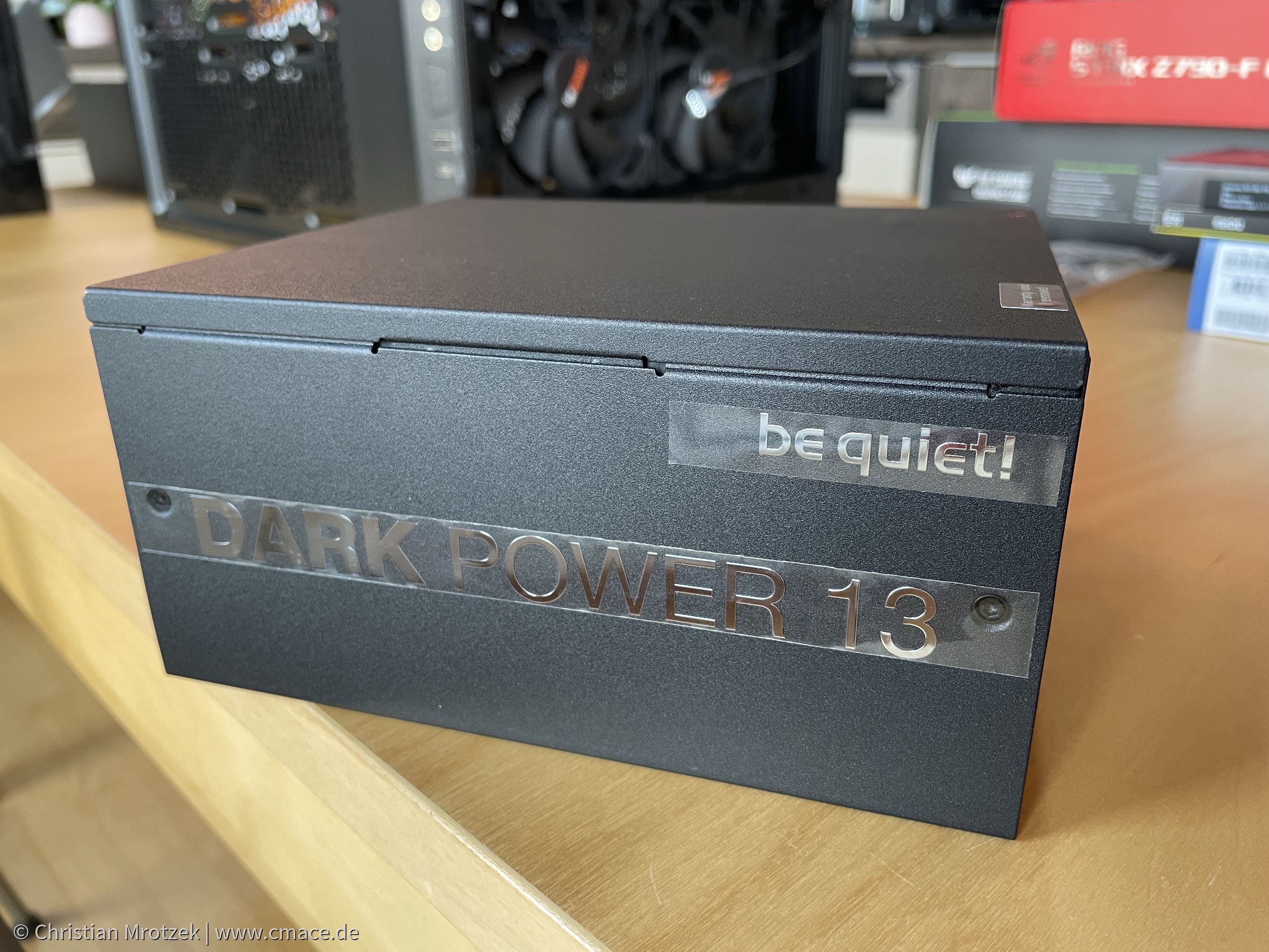 Dark Power 13 Netzteil 80 PLUS Titanium, ATX 3.0 - 850 Watt