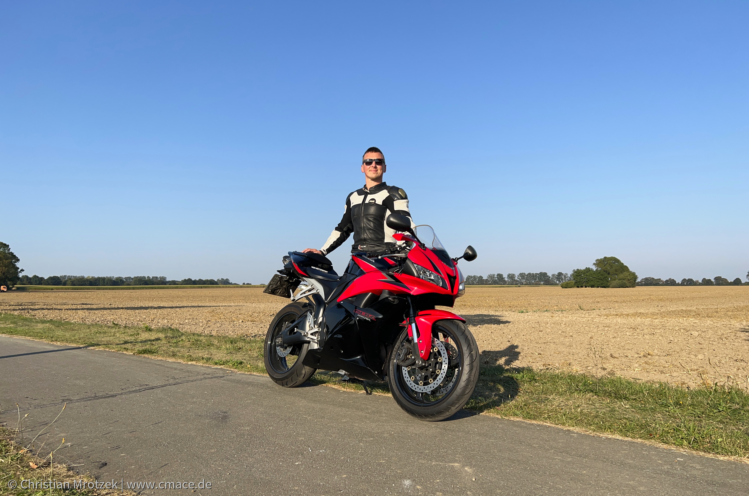 Motorradtour an einem heißen Sommertag: 120 km pure Freiheit