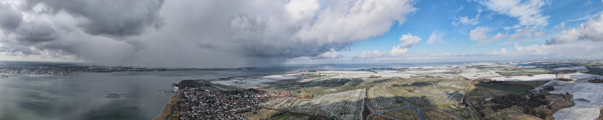 Kurzer Schneesturm fegt über Stralsund und Altefähr